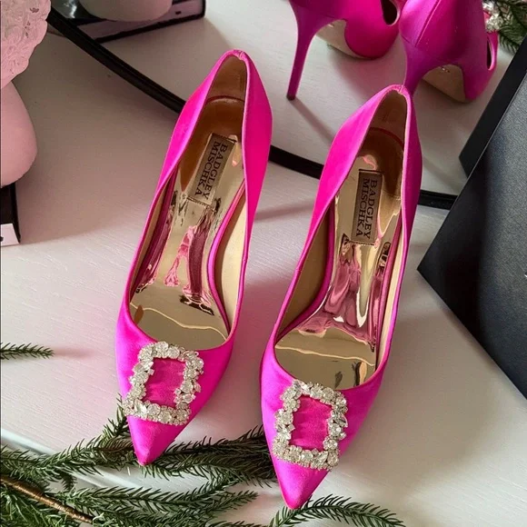 Badgley Mischka Fuchsia Heels with Sparkling Buckle - Picture 3 of 8